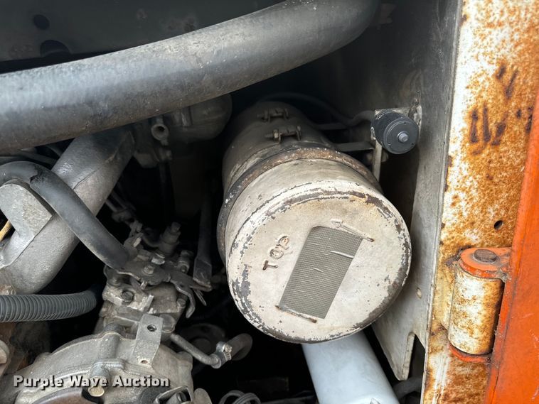 image for item EH4342 1987 Bobcat  843 skid steer loader