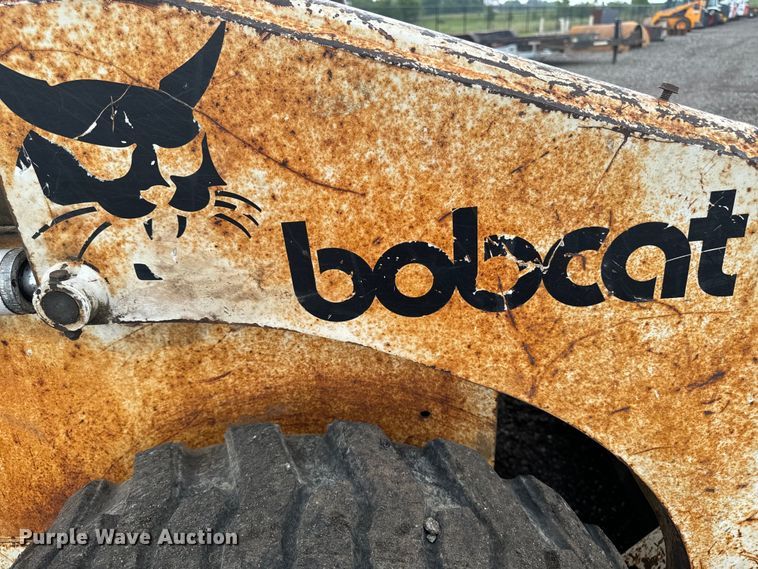 image for item EH4342 1987 Bobcat  843 skid steer loader