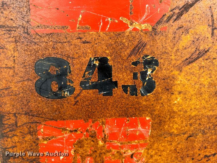 image for item EH4342 1987 Bobcat  843 skid steer loader