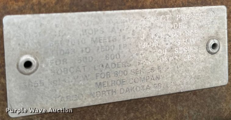 image for item EH4342 1987 Bobcat  843 skid steer loader