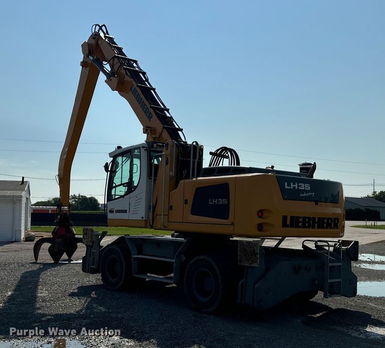 image for item EH4348 2014 Liebherr LH35M Litronic material handler