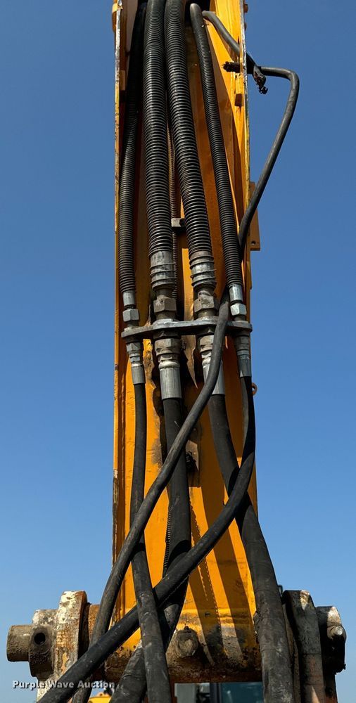 image for item EH4348 2014 Liebherr LH35M Litronic material handler