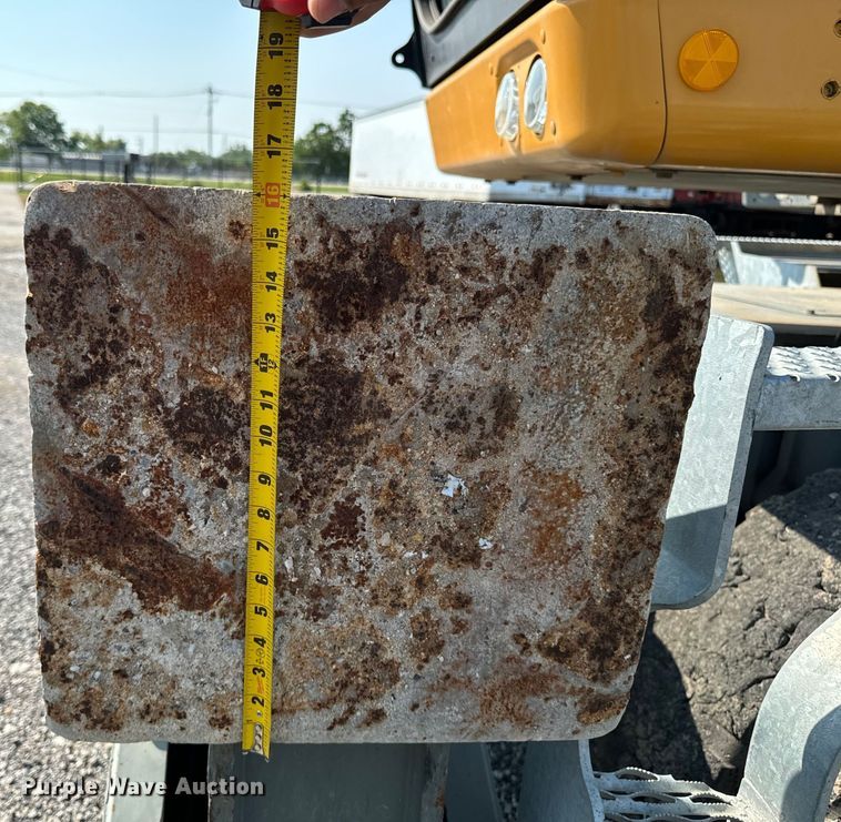 image for item EH4348 2014 Liebherr LH35M Litronic material handler