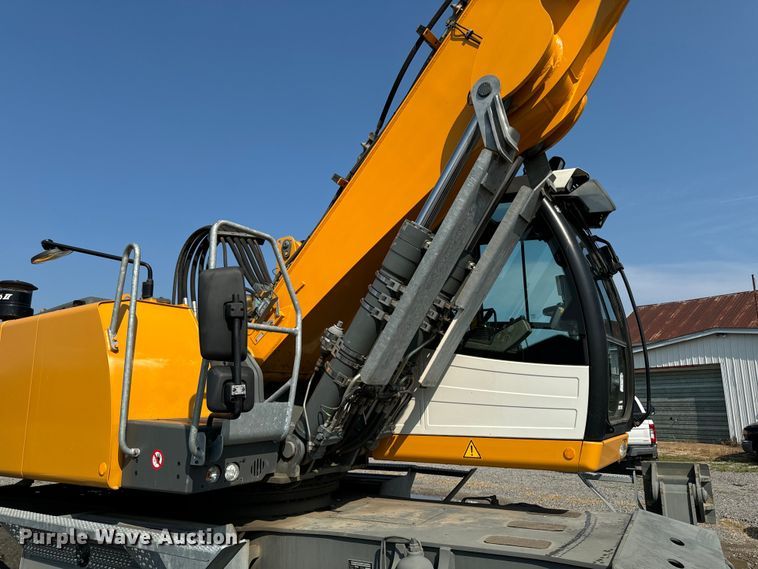 image for item EH4348 2014 Liebherr LH35M Litronic material handler