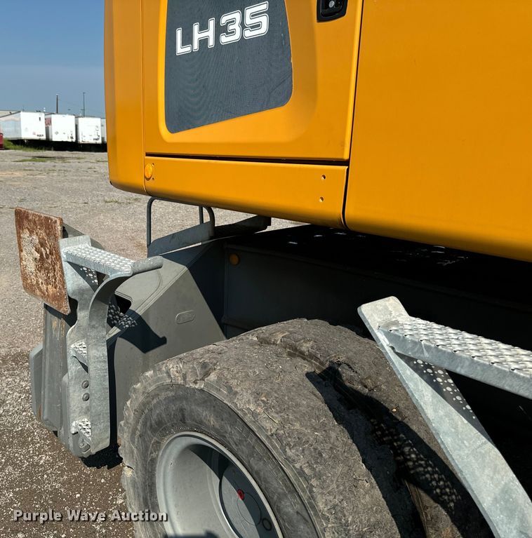 image for item EH4348 2014 Liebherr LH35M Litronic material handler