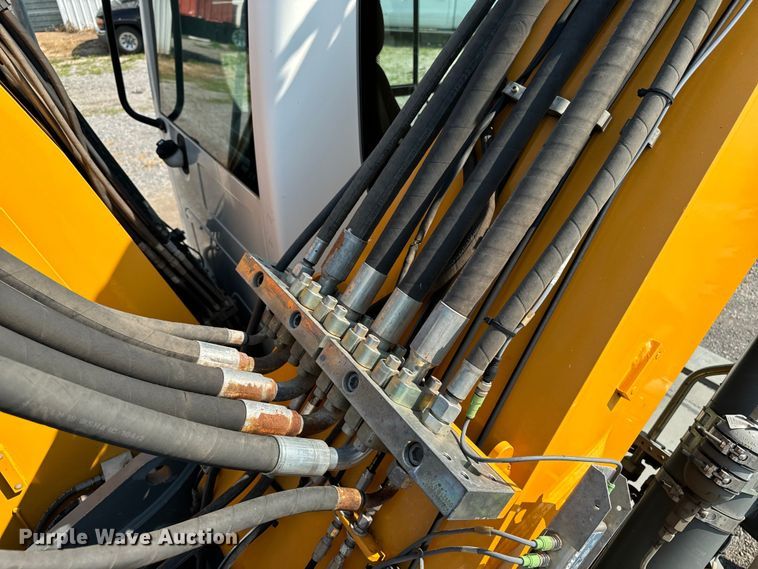 image for item EH4348 2014 Liebherr LH35M Litronic material handler