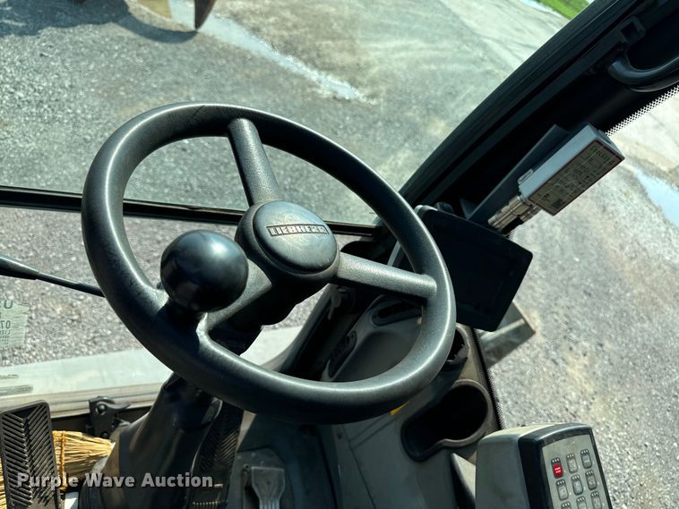 image for item EH4348 2014 Liebherr LH35M Litronic material handler