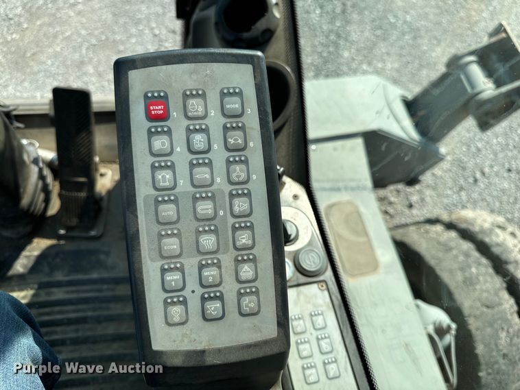 image for item EH4348 2014 Liebherr LH35M Litronic material handler