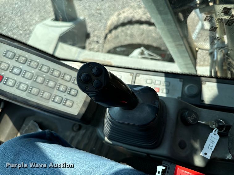 image for item EH4348 2014 Liebherr LH35M Litronic material handler