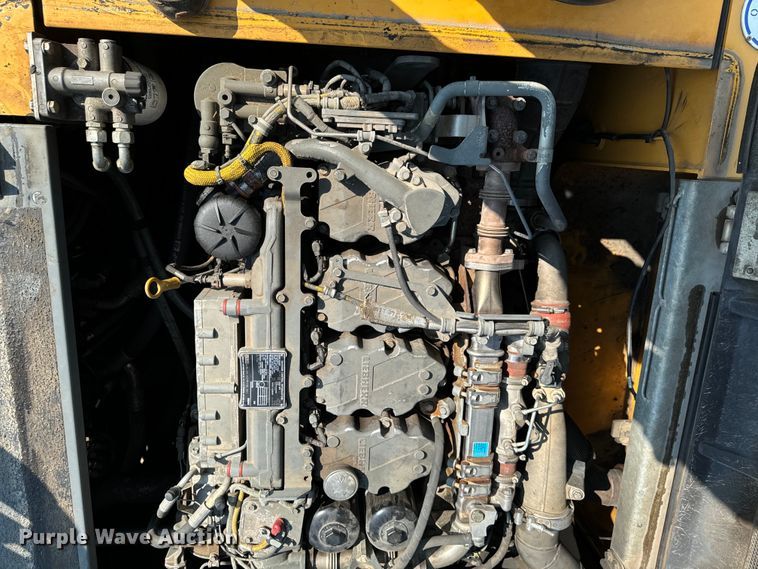 image for item EH4348 2014 Liebherr LH35M Litronic material handler