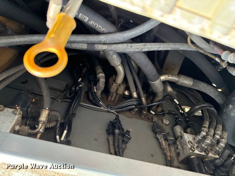 image for item EH4348 2014 Liebherr LH35M Litronic material handler