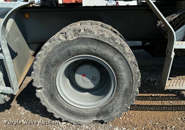 image for item EH4348 2014 Liebherr LH35M Litronic material handler