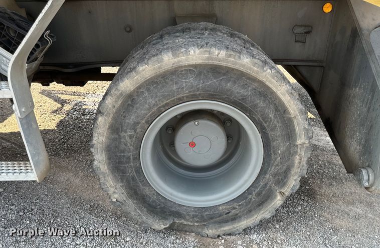 image for item EH4348 2014 Liebherr LH35M Litronic material handler