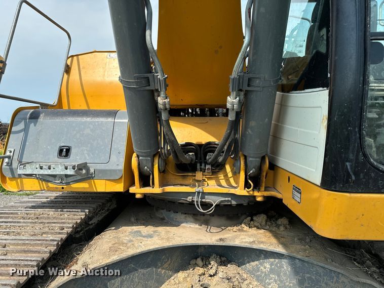 image for item EH4349 2014 Liebherr R936 LC Litronic excavator