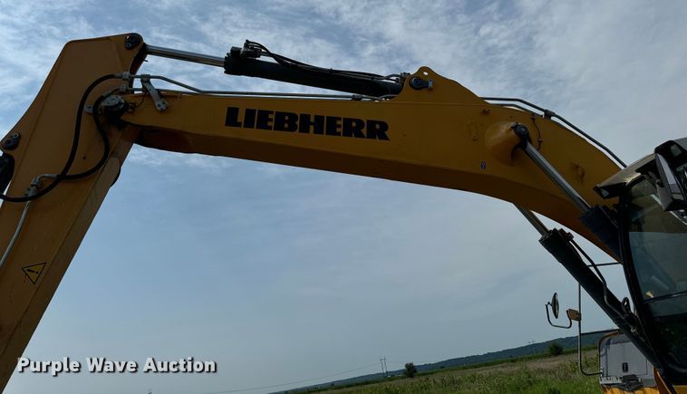 image for item EH4349 2014 Liebherr R936 LC Litronic excavator