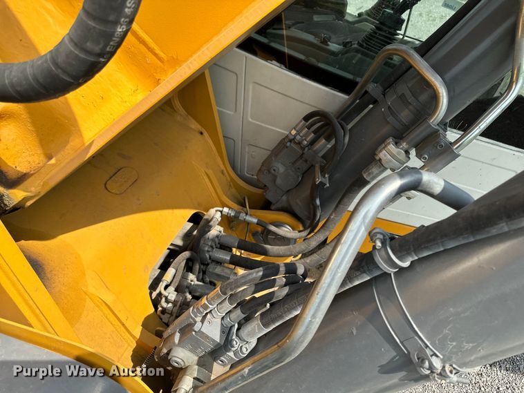 image for item EH4349 2014 Liebherr R936 LC Litronic excavator