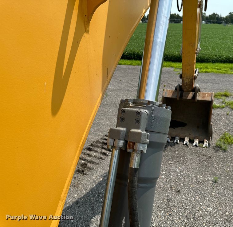 image for item EH4349 2014 Liebherr R936 LC Litronic excavator