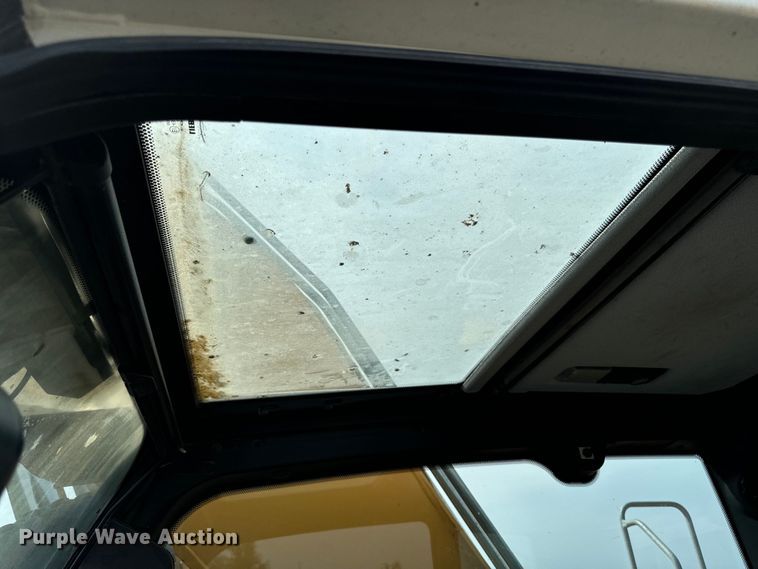 image for item EH4349 2014 Liebherr R936 LC Litronic excavator