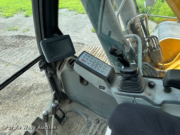 image for item EH4349 2014 Liebherr R936 LC Litronic excavator