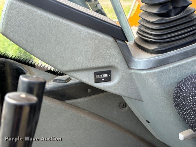 image for item EH4349 2014 Liebherr R936 LC Litronic excavator