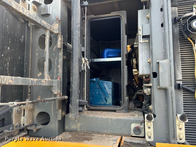 image for item EH4349 2014 Liebherr R936 LC Litronic excavator