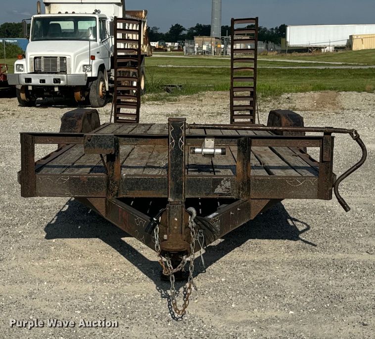 image for item EH6944 2004 Maxwell equipment trailer