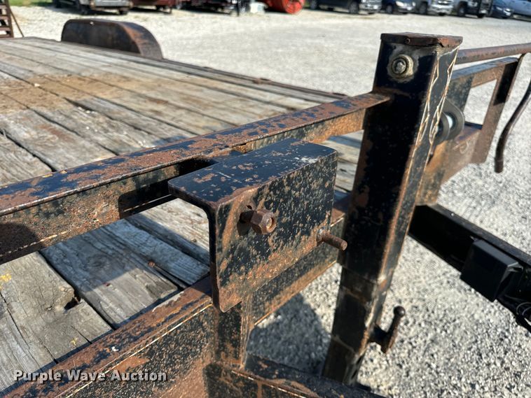 image for item EH6944 2004 Maxwell equipment trailer