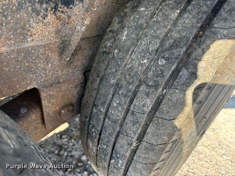 image for item EH6944 2004 Maxwell equipment trailer