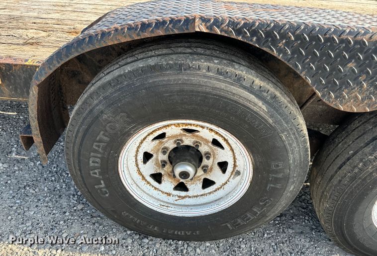 image for item EH6944 2004 Maxwell equipment trailer