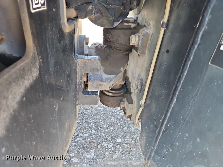 image for item EI3984 Caterpillar  CB-335E single drum vibratory roller