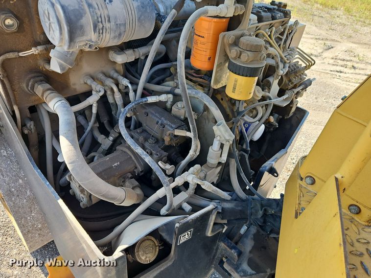 image for item EI3984 Caterpillar  CB-335E single drum vibratory roller