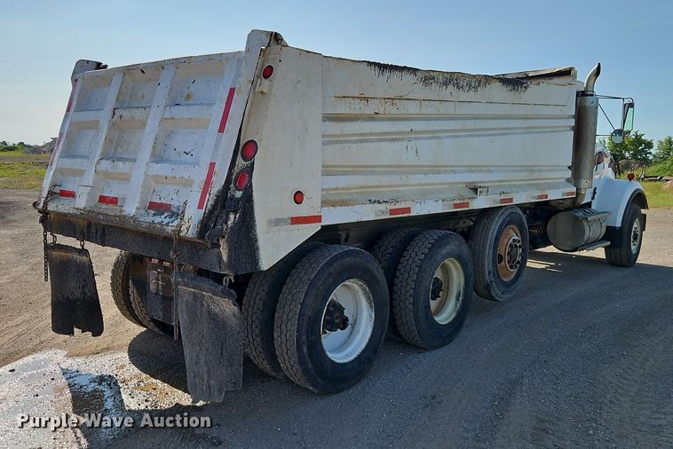 image for item EI3986 1990 Kenworth  W900 dump truck