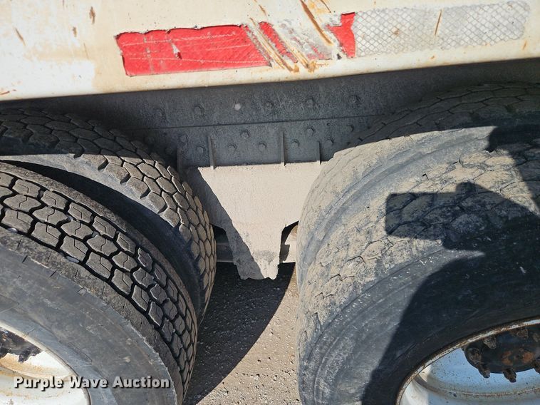 image for item EI3986 1990 Kenworth  W900 dump truck