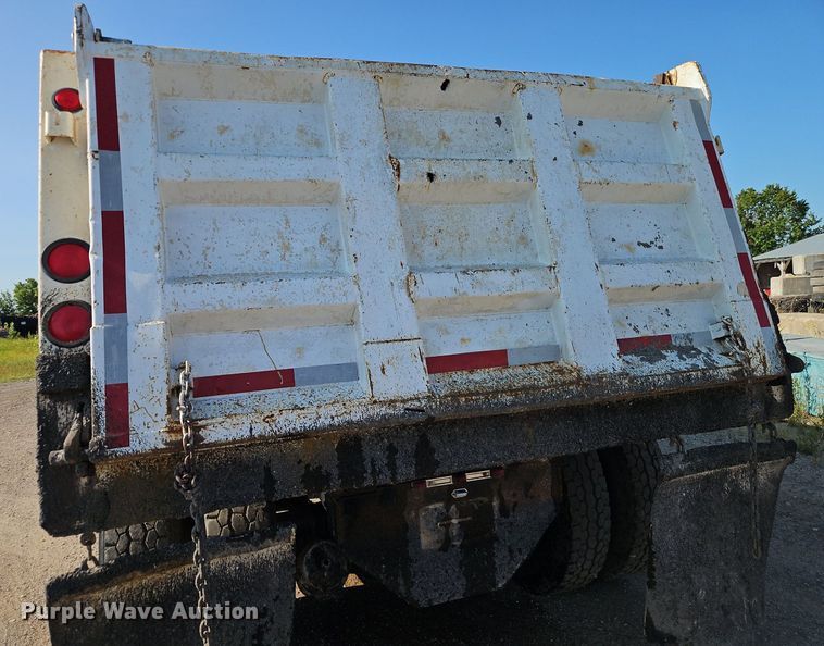 image for item EI3986 1990 Kenworth  W900 dump truck