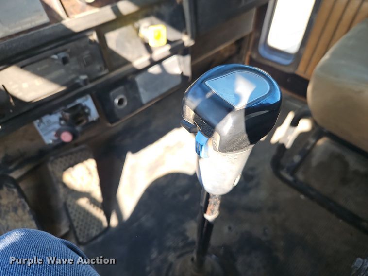 image for item EI3986 1990 Kenworth  W900 dump truck