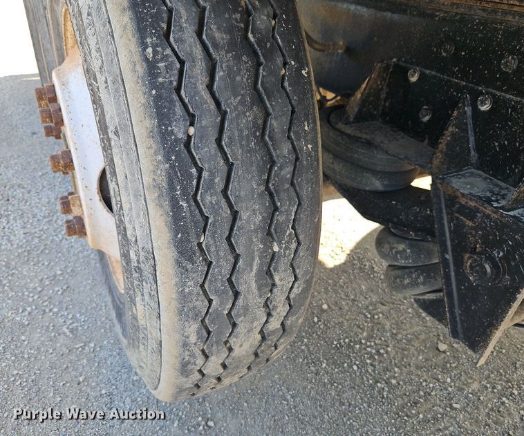 image for item EI3986 1990 Kenworth  W900 dump truck