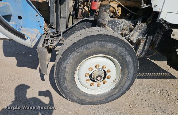 image for item EI3986 1990 Kenworth  W900 dump truck