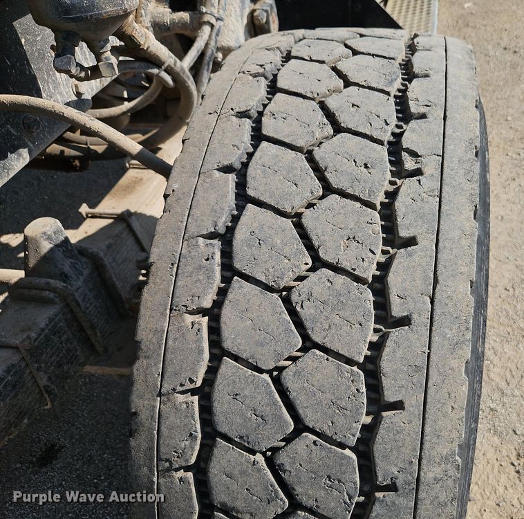 image for item EI3986 1990 Kenworth  W900 dump truck