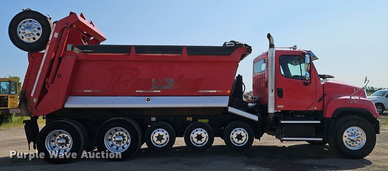 image for item EI3988 2012 Freightliner  114SD dump truck