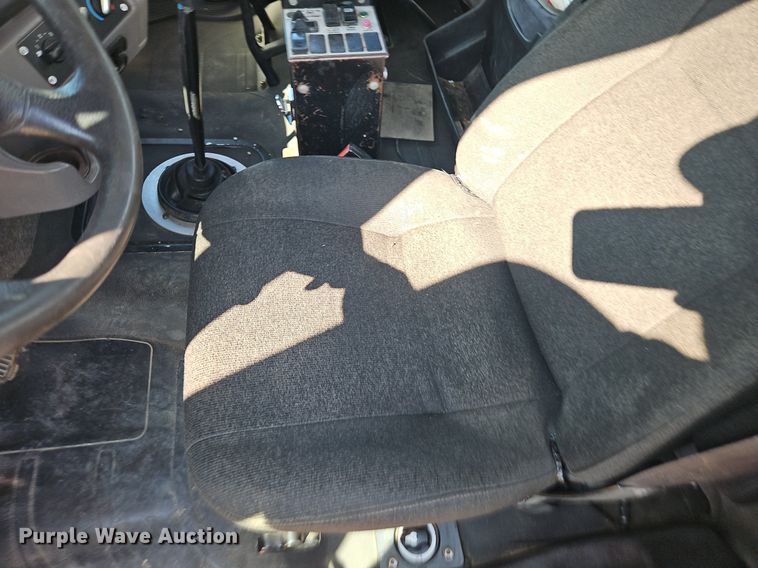 image for item EI3988 2012 Freightliner  114SD dump truck