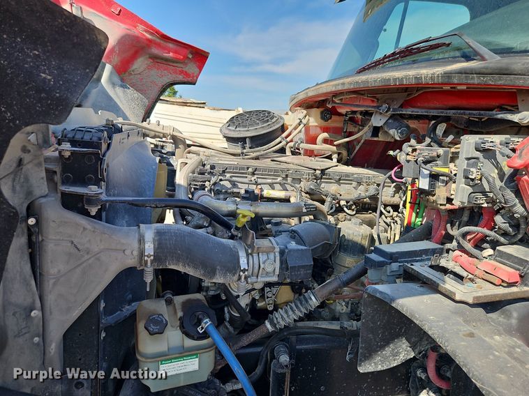 image for item EI3988 2012 Freightliner  114SD dump truck