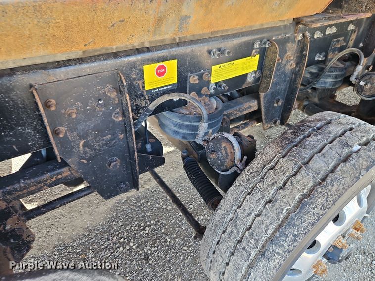 image for item EI3988 2012 Freightliner  114SD dump truck