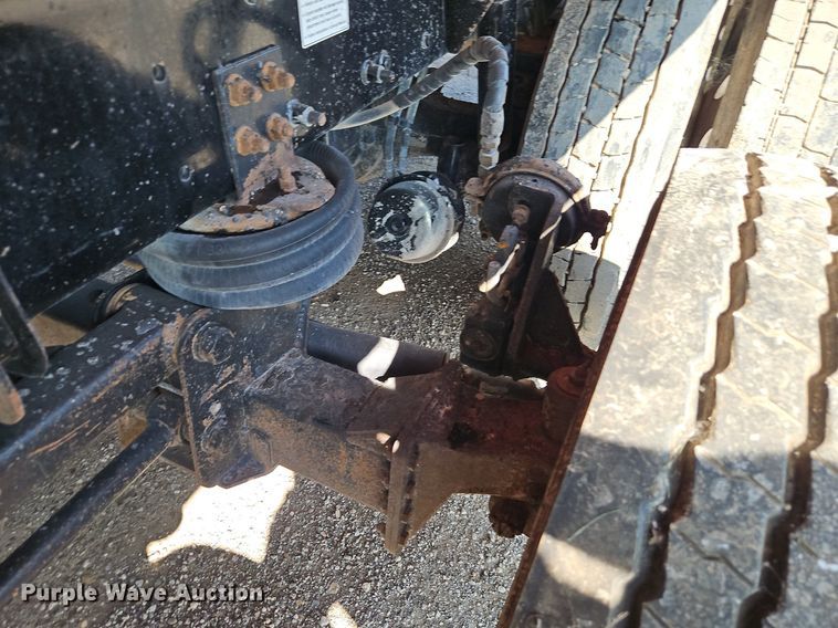 image for item EI3988 2012 Freightliner  114SD dump truck