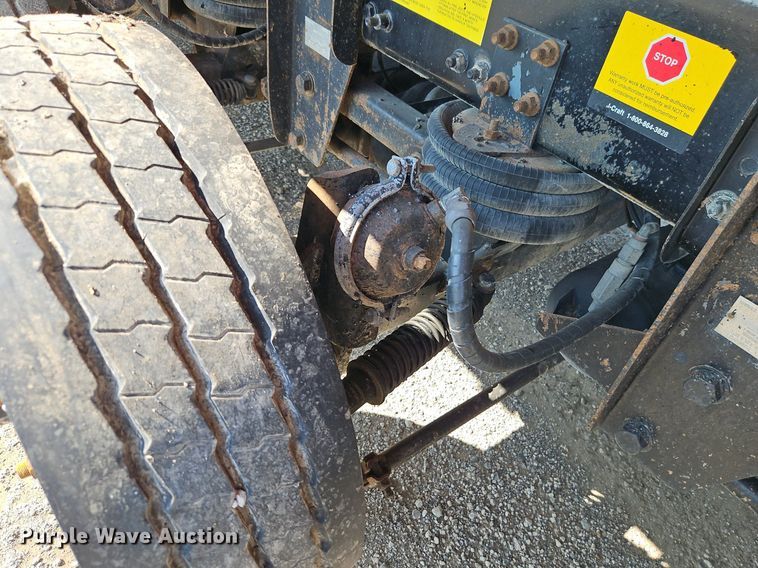 image for item EI3988 2012 Freightliner  114SD dump truck