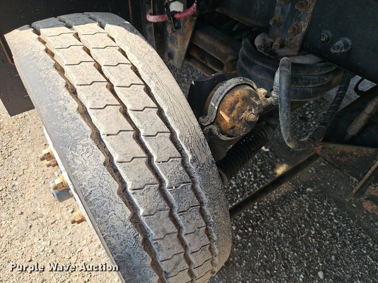 image for item EI3988 2012 Freightliner  114SD dump truck