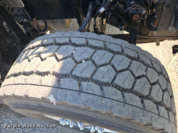 image for item EI3988 2012 Freightliner  114SD dump truck