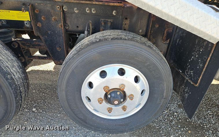 image for item EI3988 2012 Freightliner  114SD dump truck