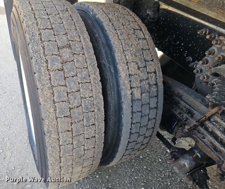 image for item EI3988 2012 Freightliner  114SD dump truck