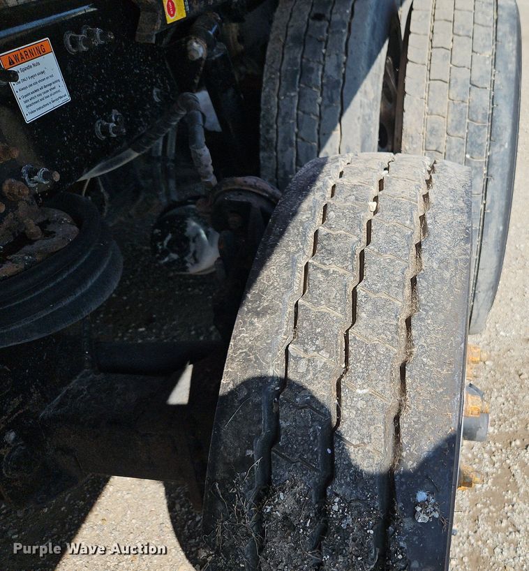 image for item EI3988 2012 Freightliner  114SD dump truck