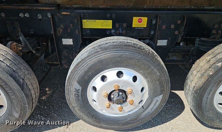 image for item EI3988 2012 Freightliner  114SD dump truck